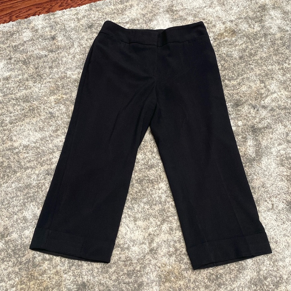Tribella black womens capri pants, size 4